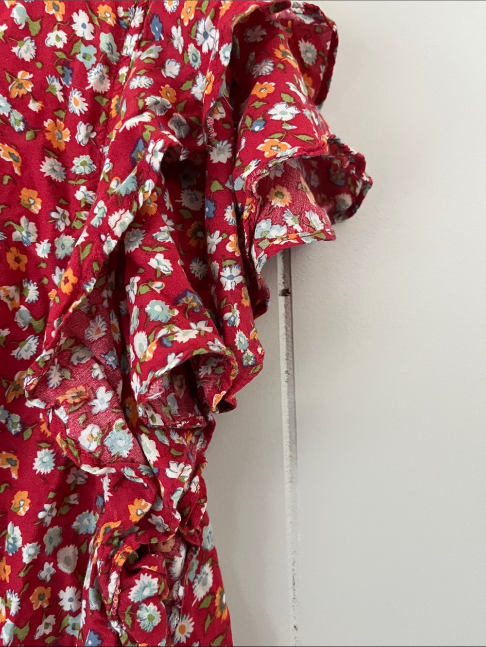 Red Floral Ruffle Sleeve Women’s Top - Picture 9 of 9